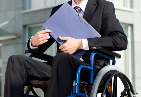 Установлен государственный стандарт услуги по организации сопровождения при содействии занятости инвалидов
